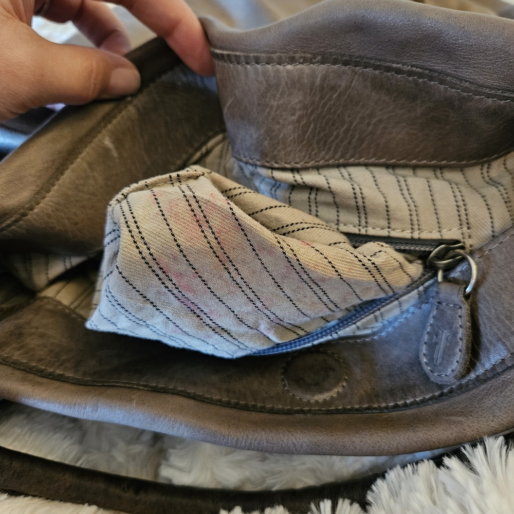 ✨️FRYE Hobo Whipstitch Large Crossbody Bag - Picture 11 of 11